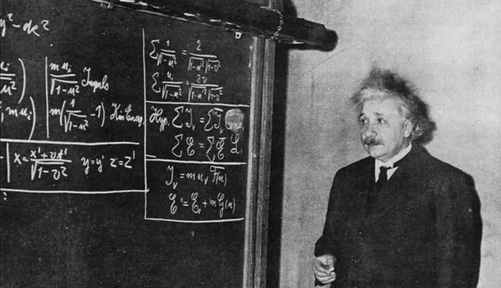 Albert Einstein explaining his concepts