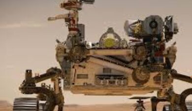 NASA Makes Stunning Discovery at Top of Martian Volcano