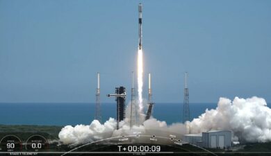 SpaceX Launches 27 More Starlink Satellites