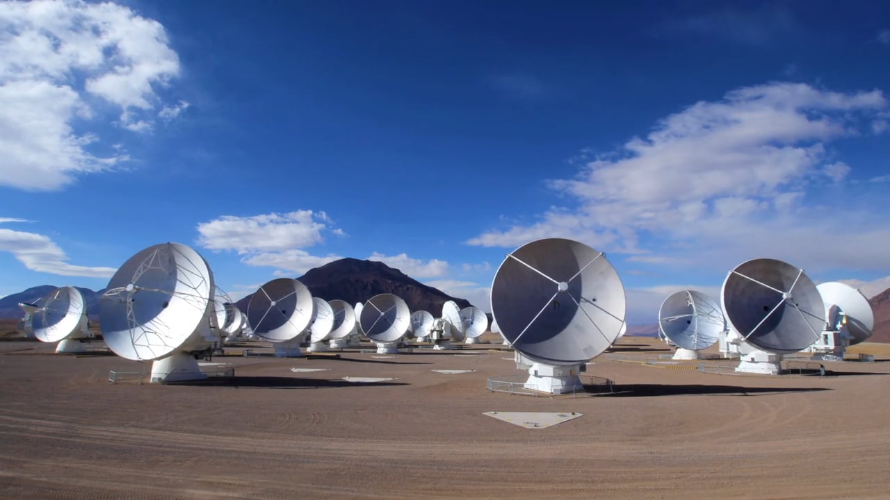The Atacama Large Millimeter submillimeter Array (ALMA)