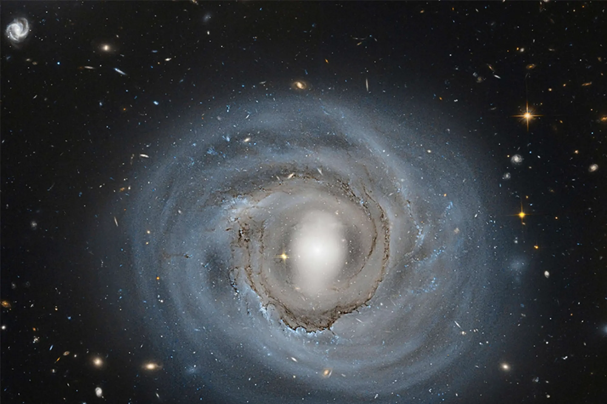 Astronomers Unearth Ancient “Fossil Galaxy” Within the Milky Way in Groundbreaking Discovery