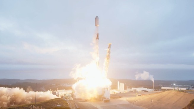 SpaceX’s 132nd Launch of 2025 Delivers Historic 10,000th Starlink