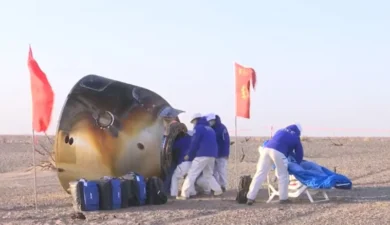 Shenzhou-20 Crew Makes Emergency Return to Earth on Two Spacecraft After Hull Damage