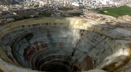 Drilling to the Limits: The Revolutionary Geological Discoveries from Earth’s Deepest Hole Before It Was Sealed