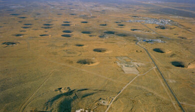 NASA Trains Artemis Astronauts in Nevada Nuclear Bomb Crater for 2027 Moon Mission