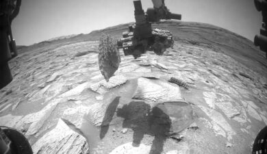 Curiosity Rover Frees Its Arm After 6-Day Ordeal