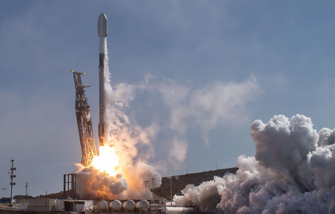 SpaceX Sends 24 Starlink Satellites to Orbit as Nasdaq Debut Pushes