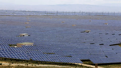 Nine-Year Solar Study Reveals Profound Ecological Shift in China’s Grasslands