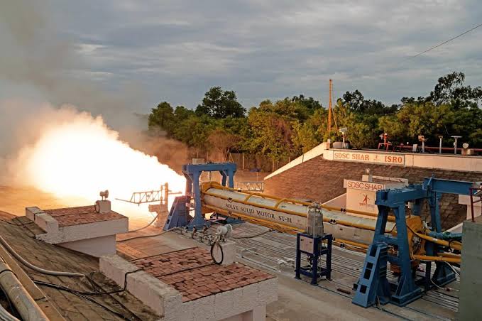 ISRO Successfully Tests SOLVE Rocket Motor in Key Gaganyaan Parachute System Trial