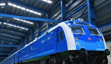 India Debuts First Indigenous Hydrogen Fuel Cell Train