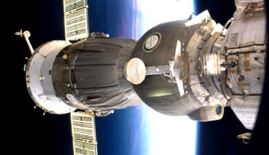 Soyuz spacecraft: design and functioning.