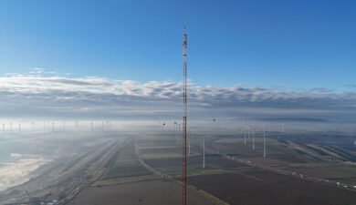 China Completes World’s Tallest 360-Metre Wind Measurement Tower in Xinjiang