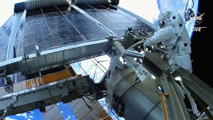 NASA Astronauts Successfully Install Seventh Solar Array on ISS in 7-Hour Spacewalk